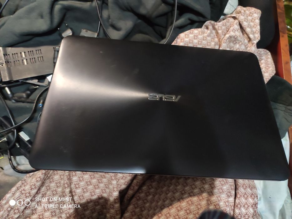 Продам ультрабук asus core i7