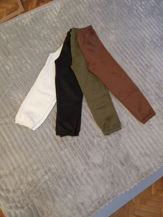 Спортни долнища и блузи