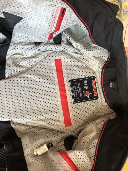 Geaca moto RST ca noua