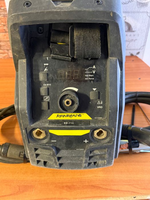 ESAB invertor de sudură