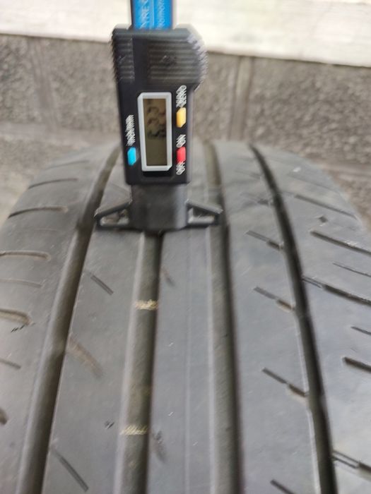 Vând 2 Cauciucuri 225/55/16 Vara Falken Import recent Germania