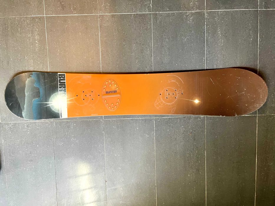 Placă de snowboard BURTON model stabil, manevrabil