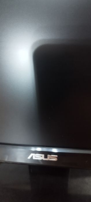 Монитор ,ASUS б/у в хорошем состоянии.