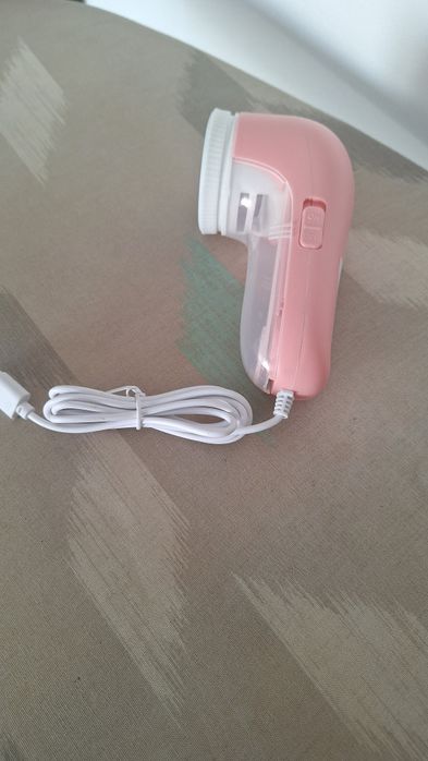 Vând aparat pentru scame