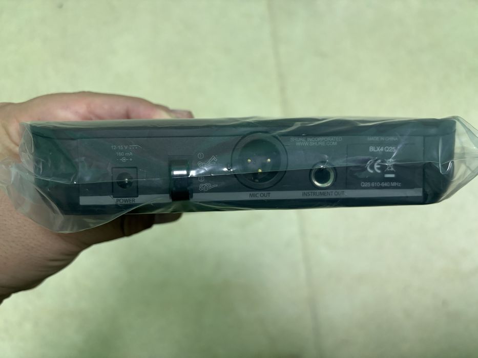 Микрафон shure новый в упаковке