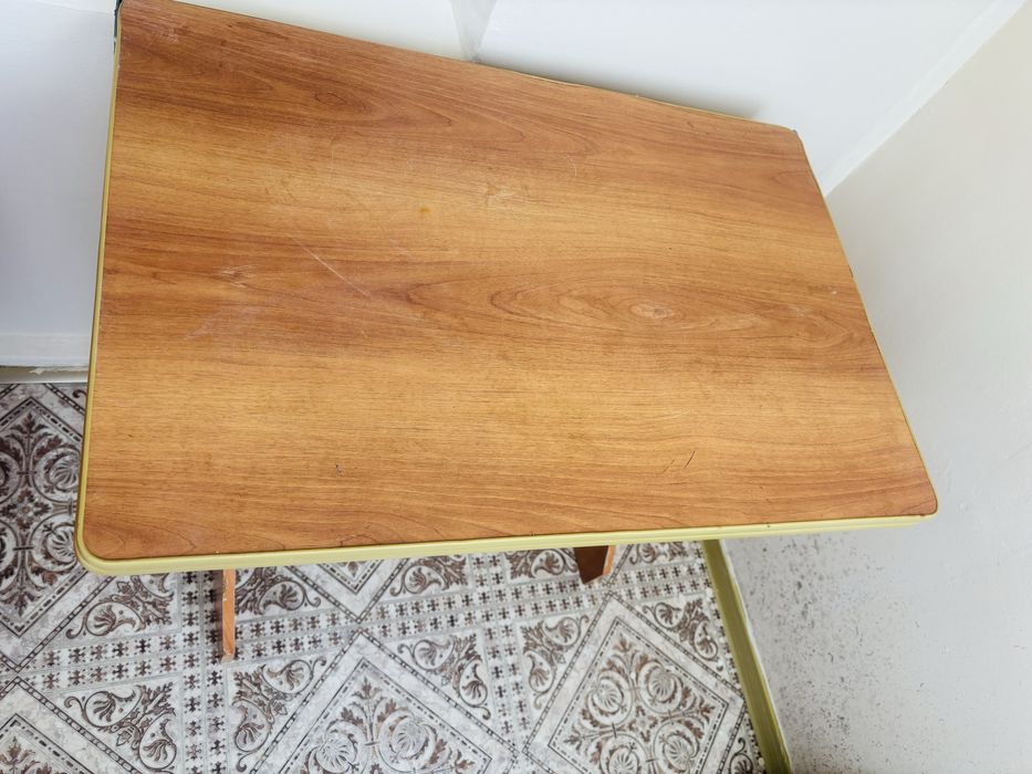 Продам стол раздвижной