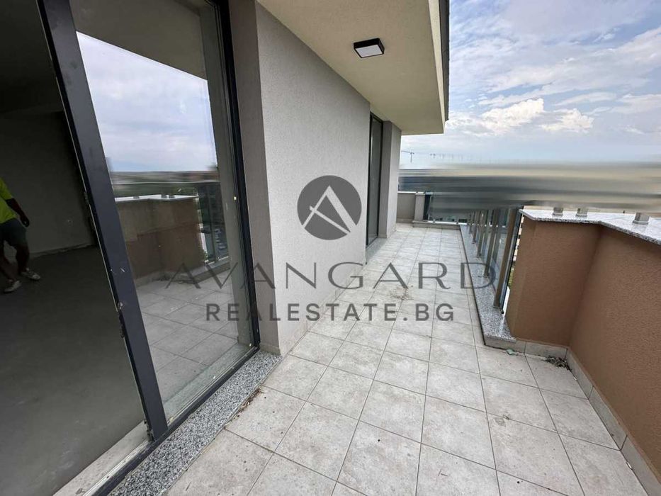 оф.22182 Тристаен пред АКТ 16/ Парк Лаута