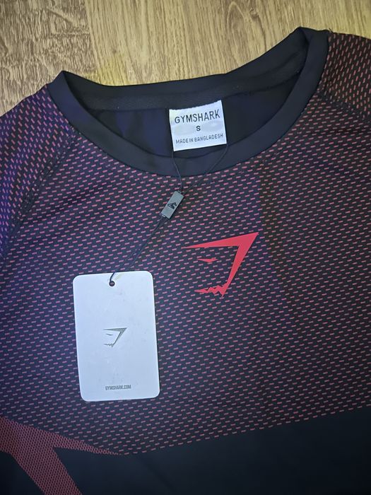Gymshark Onyx v5