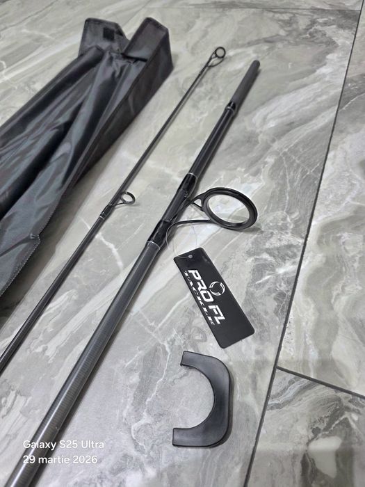 SET 3 Lansete FL LEGEND CARP 3.90 m 3.75 Lbs 2 tronsoane Model nou 202