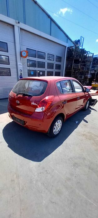 Hyundai I20 an 2014 motor 1.2 Dezmembrez/Dezmembram