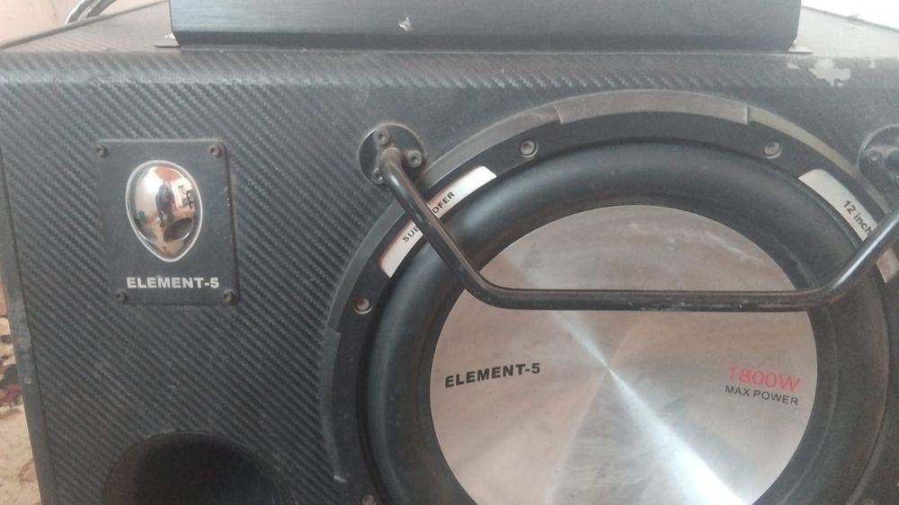 Продам усилитель вместе с колонкой