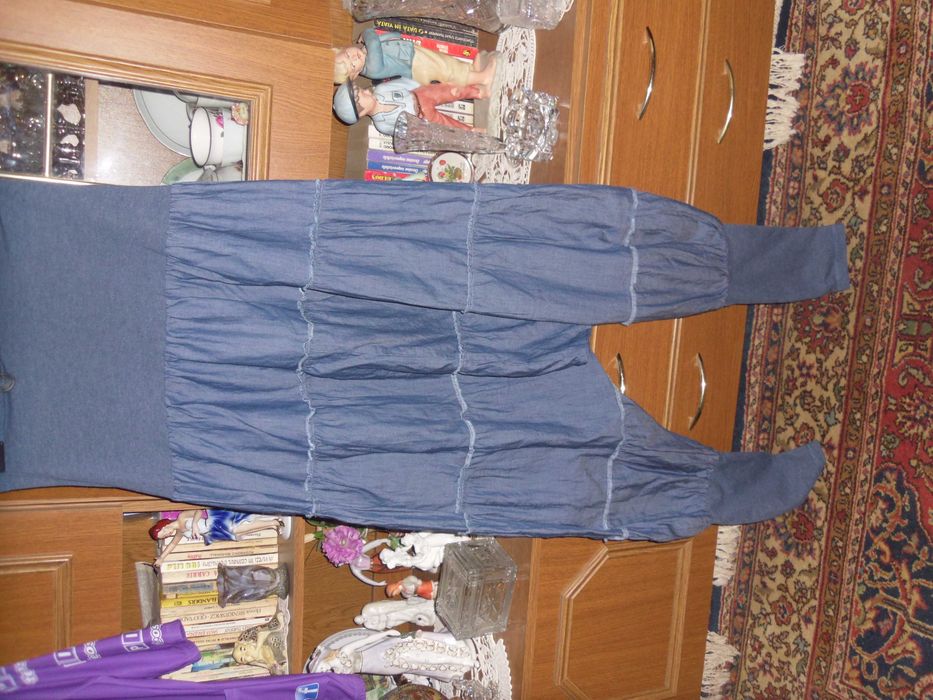 Blugi subtiri stil salvari