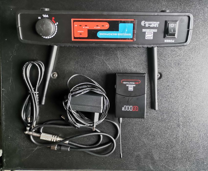 Sistem wireless pentru instrumente Pronomic UHF 11 nou.