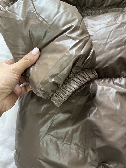 Продам новую куртку теплая