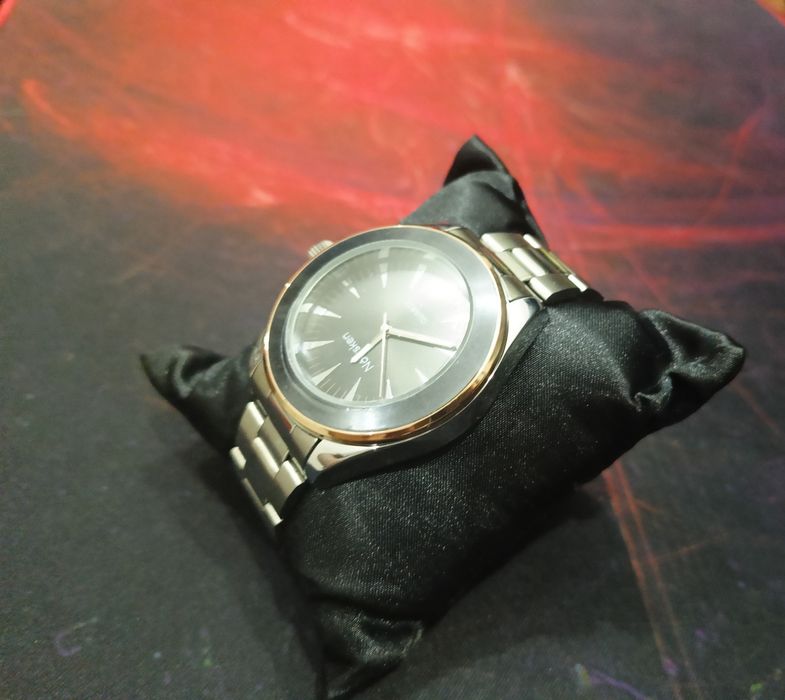 Мужские часы от oriflame