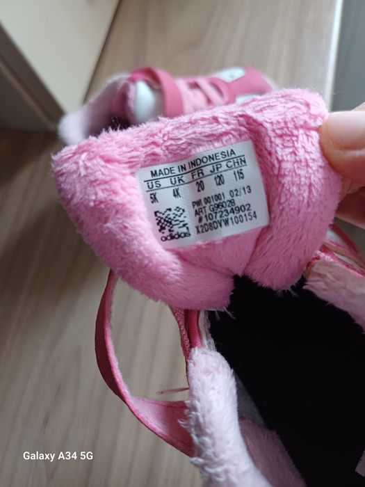 Adidași marimea 20