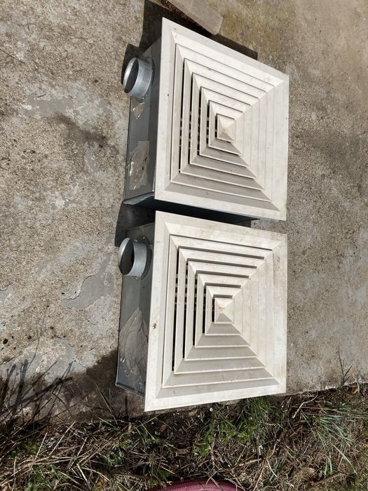 Вентилационни таванни решетки 2бр