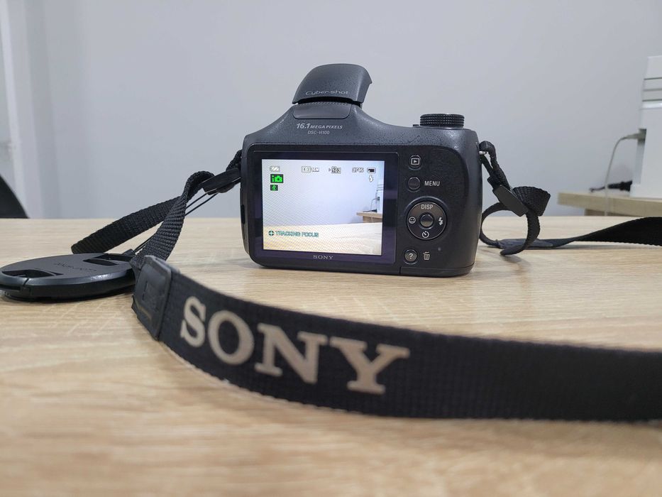 Фотоаппарат Sony Cyber-shot DSC-H100