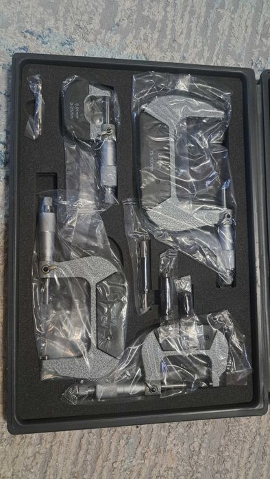 Продается набор микрометров