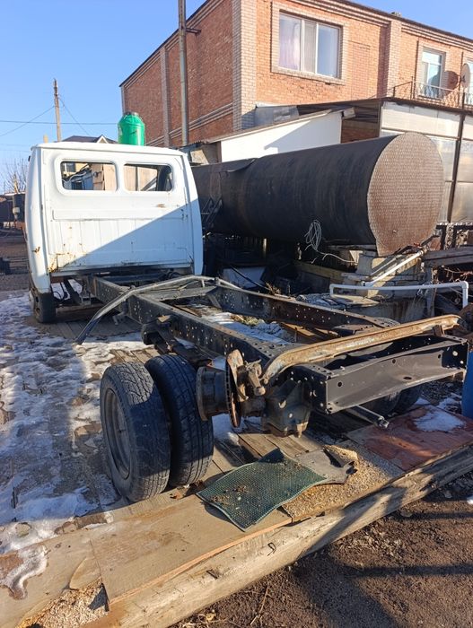 Продам газель шасси