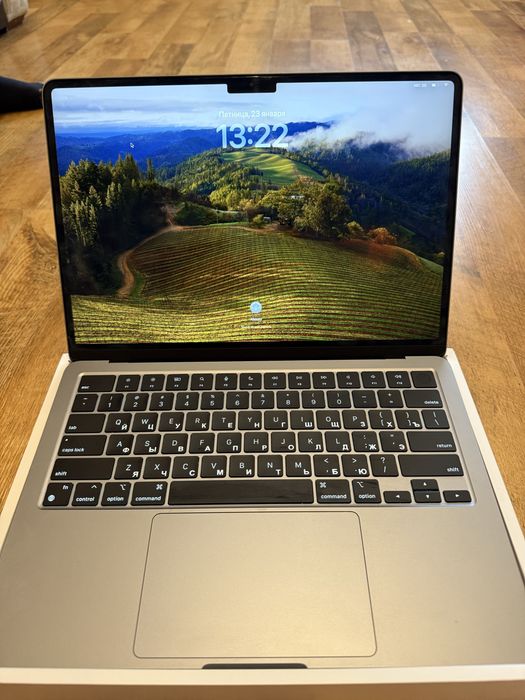 MacBook Air 13.6-inch