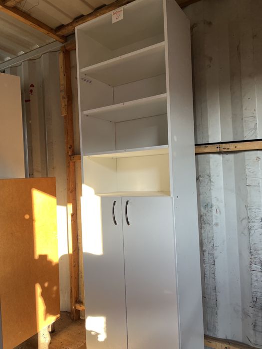 Шкары с зомком и без