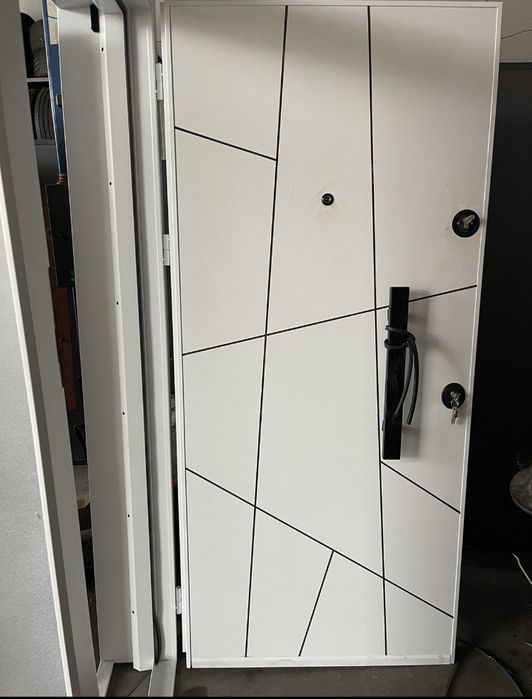 ТОП  Цени 420лв  Турски Блиндирана  :PVC Врати90/200