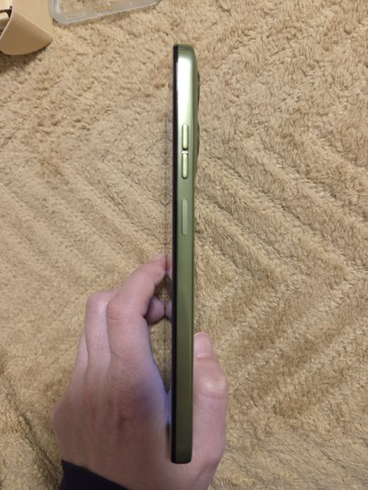 Motorola G15 power green