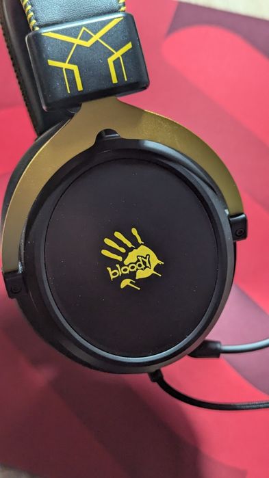 Наушник Bloody M590i