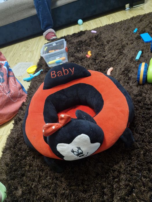 Fotoliu pluș bebelusi