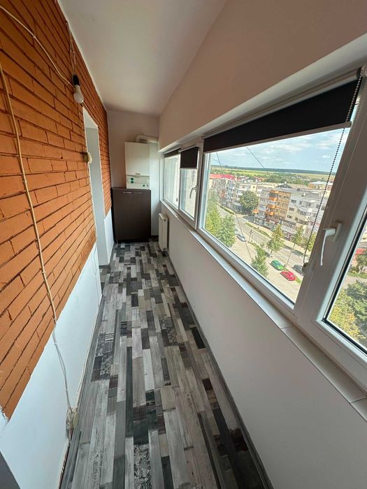 Proprietar-Vand apartament cu 3 camere Buhuși, str.1 mai
