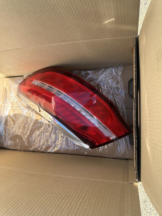 Продавам стоп за мерцедес GLE coupe