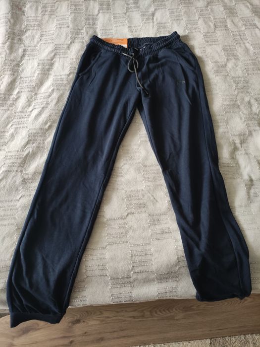 Pantaloni noi de trening, dama mărimea S