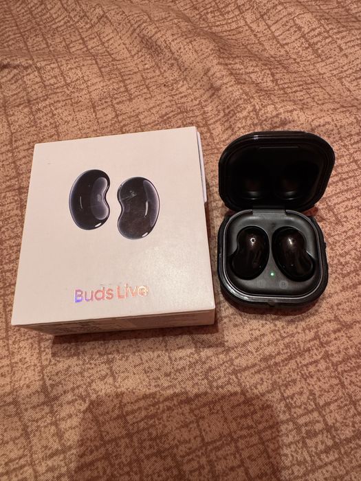 Casti Buds live black onyx