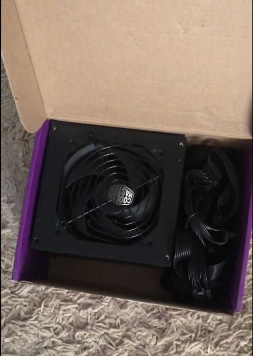 блок питания Cooler Master MWE Bronze V2 650W.