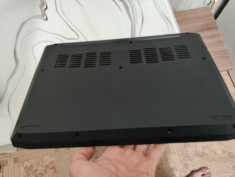 Игровой ноутбук Lenovo