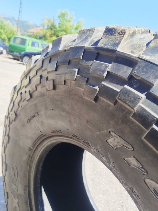 Гуми за офроуд MAXXIS TREPADOR 35x12.5 R15