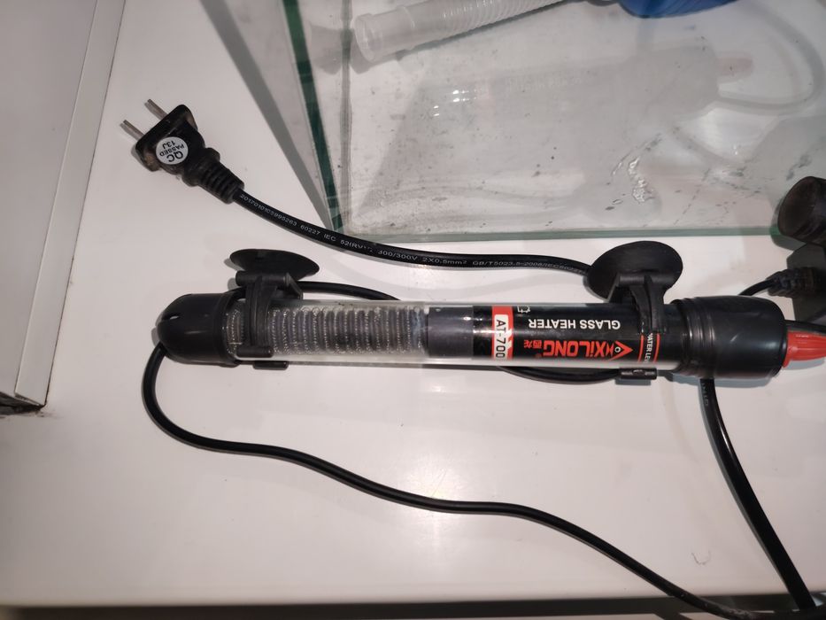 Продам аквариум со всем необходимым