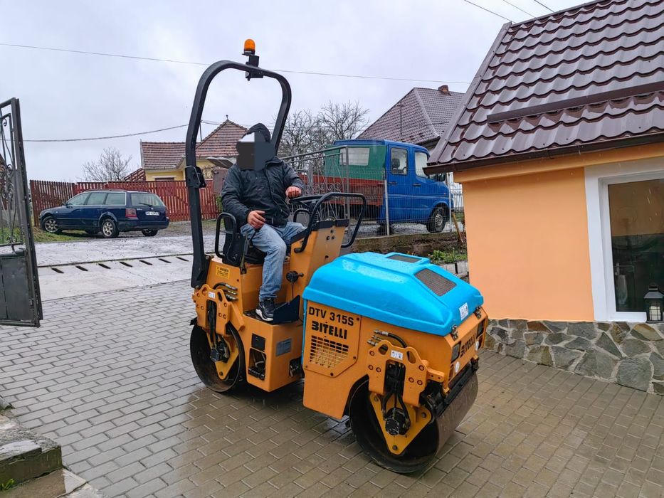 Escavator ,Betoane , bobcat ,canalizari ,nivelari,constructi,bascula ,