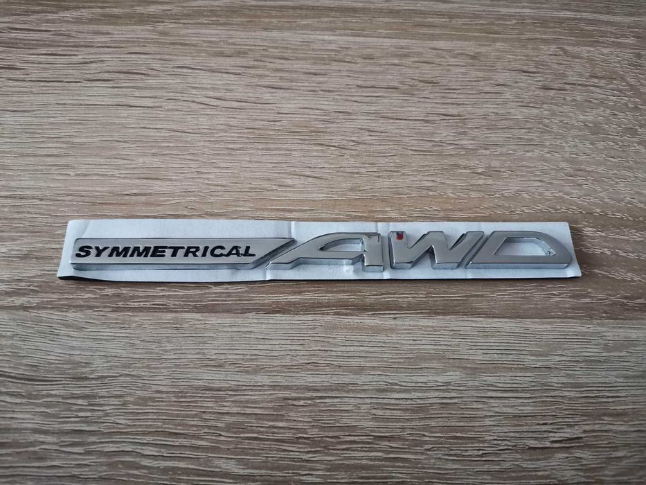 SUBARU Symmetrical AWD сребрист надпис