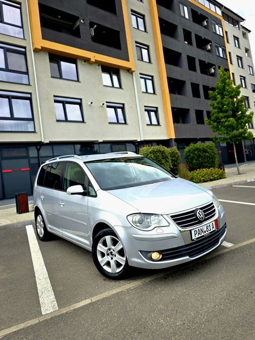 Touran Facelift 2L TDI 170 Cp  7-Locuri Automată Dsg Recent Adus