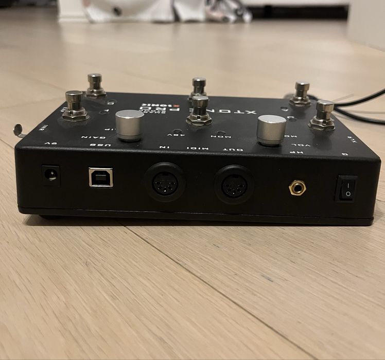 Аудиоинтерфейс / MIDI-контроллер XSONIC XTONE Pro
