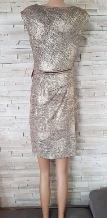Rochie aurie, eleganta