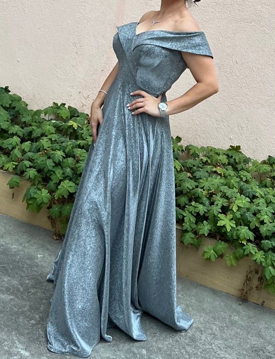 Официална рокля в сив брокат