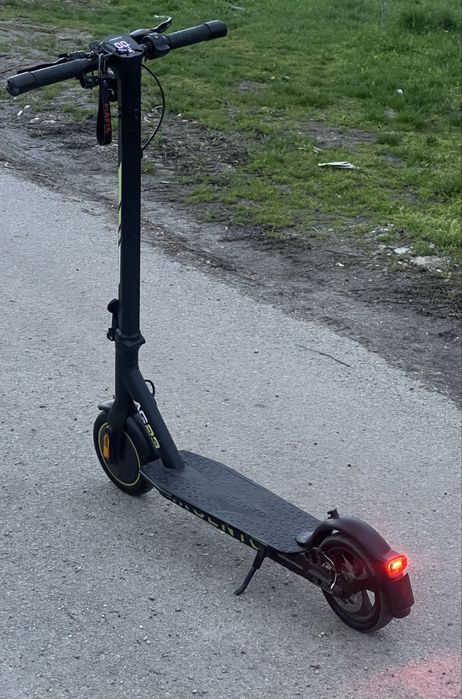 Trotineta Electrică ARGENTO AG23