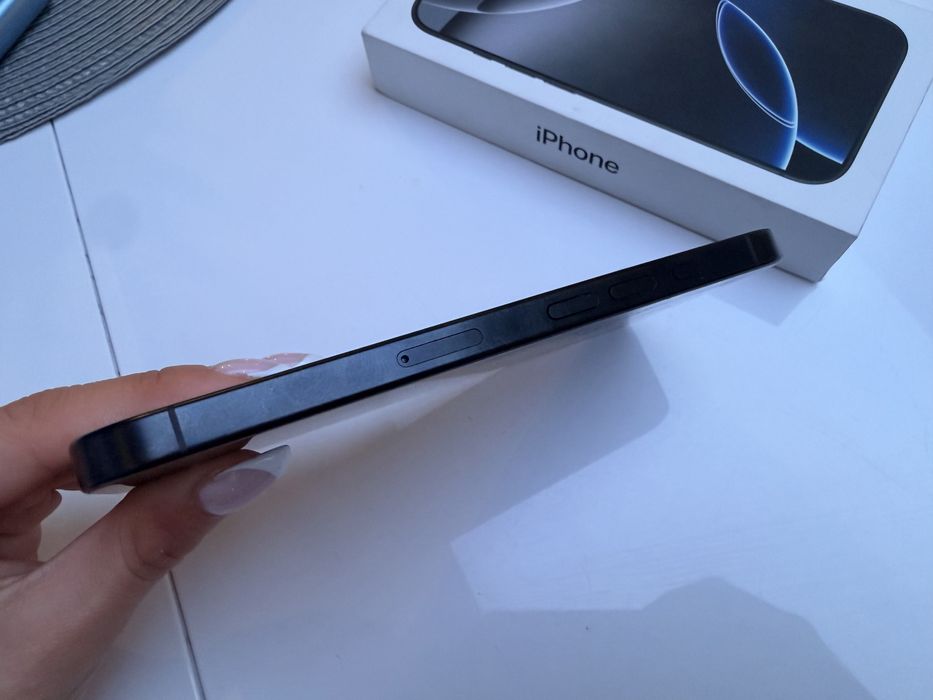 Iphone 16 pro 128 GB без забележка