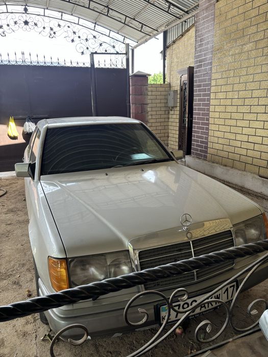 Мерседес Бенз W124