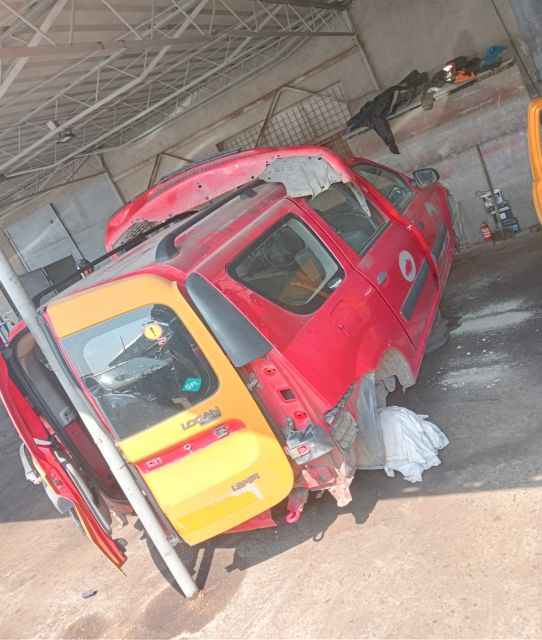 Buton dezaburire luneta Dacia Logan prima generatie (facelift)