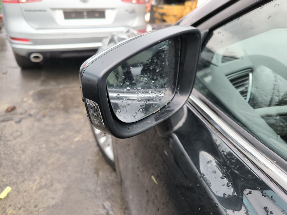 Огледало за Mazda 3