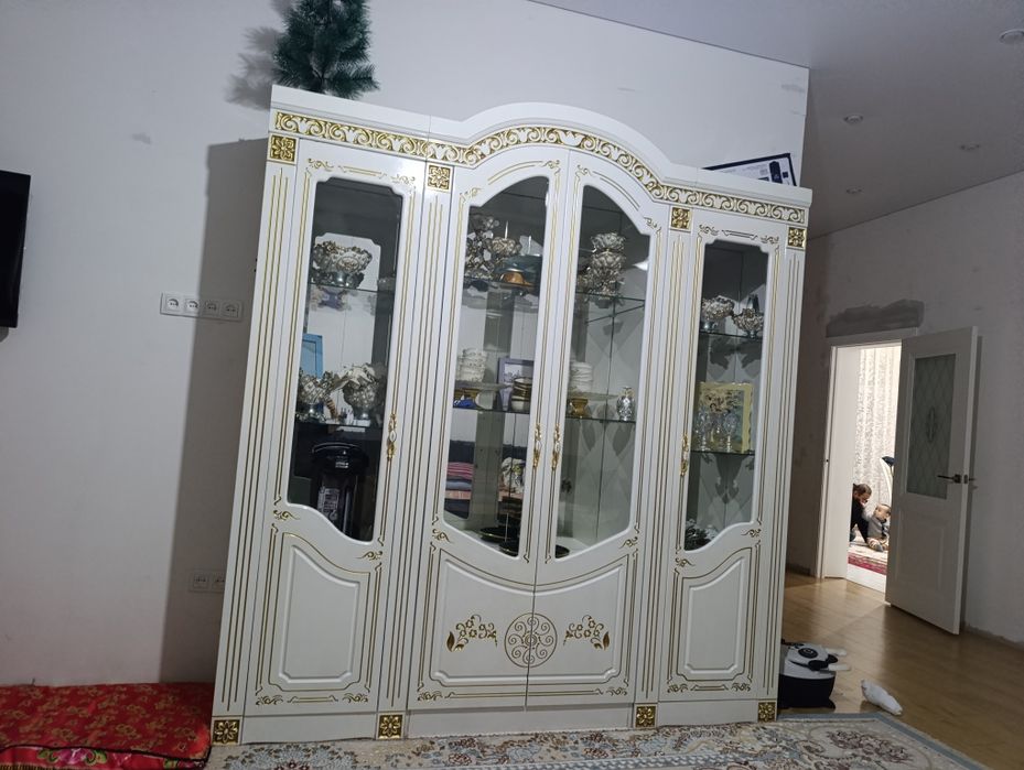 Шкаф для одежды и Посуды